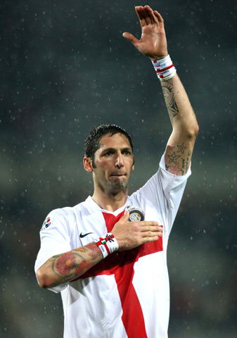 官方：斯坦科维奇从莫斯科斯巴达下课；事前曾用三种语言攻击记者（官方宣布：斯坦科维奇被解任莫斯科斯巴达主帅，此前曾以三种语言怒怼记者）