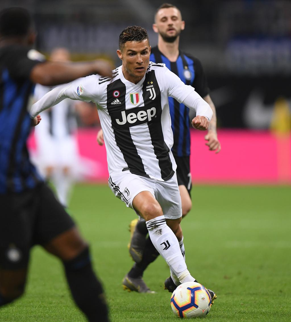 魔鬼赛程前闹内讧！利物浦遭遇四大危机，争四成球队终极目标