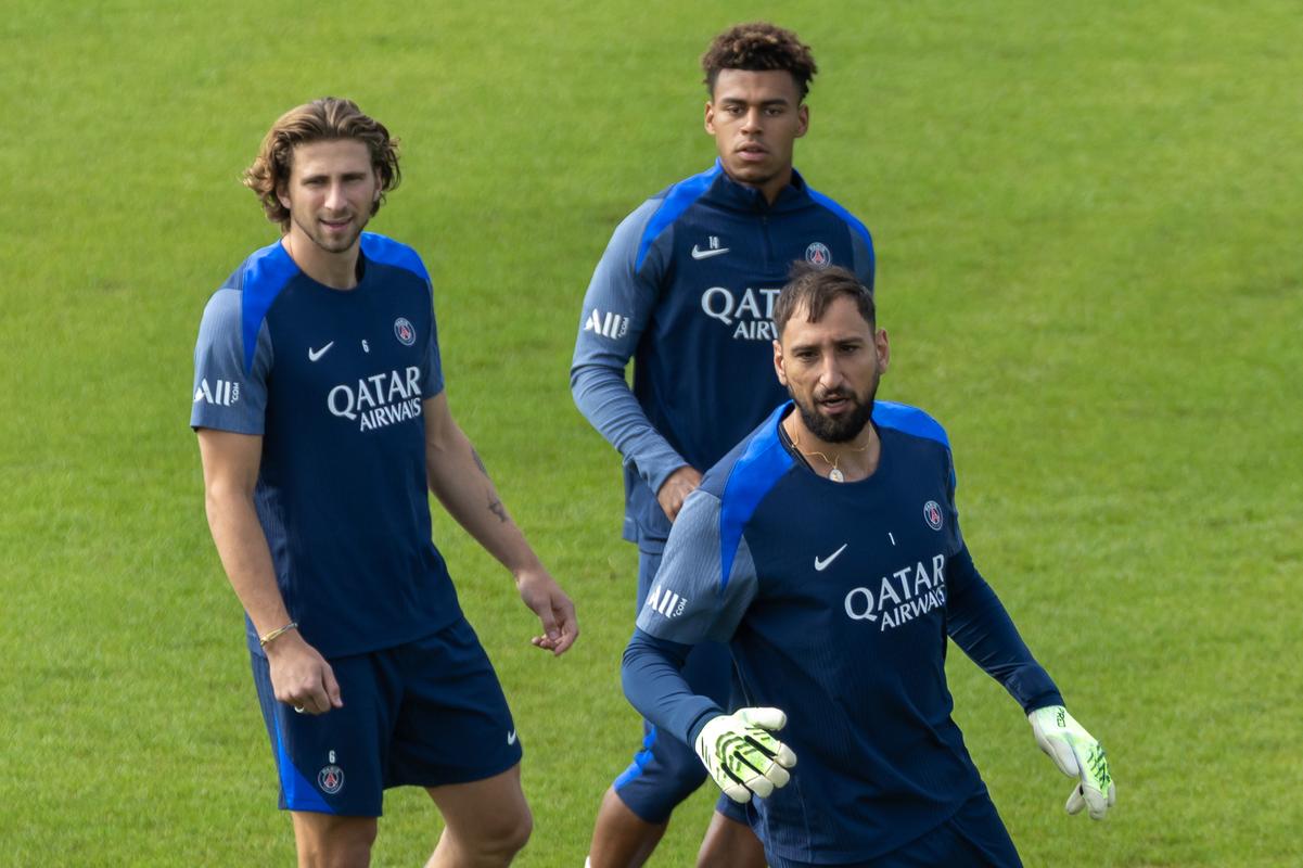 迪马：国米夏天也曾问价拉比奥，但因签迪乌夫搁置这一交易（迪马：国米今夏曾询价拉比奥，因签下迪乌夫而搁置交易）