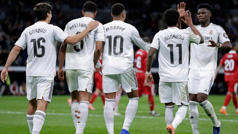 CBA季中杯淘汰赛对阵出炉：广东大战上海 广厦山西晋级稳了？（CBA季中杯淘汰赛揭晓：广东对阵上海，广厦与山西晋级有多稳？）