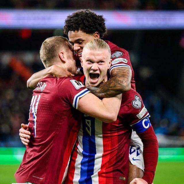 懂球帝2025年11月MVP候选出炉：姆巴佩、哈兰德领衔，莱万在列（懂球帝2025年11月MVP候选名单揭晓：姆巴佩、哈兰德领衔，莱万入围）