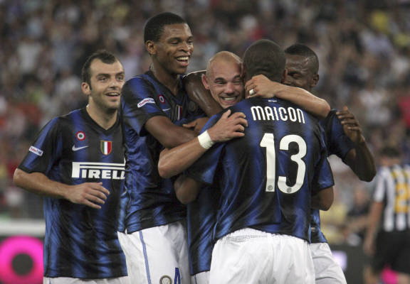 利兹联3-1胜切尔西，利物浦1-1战平桑德兰。（利兹联3-1力克切尔西，利物浦1-1与桑德兰握手言和）