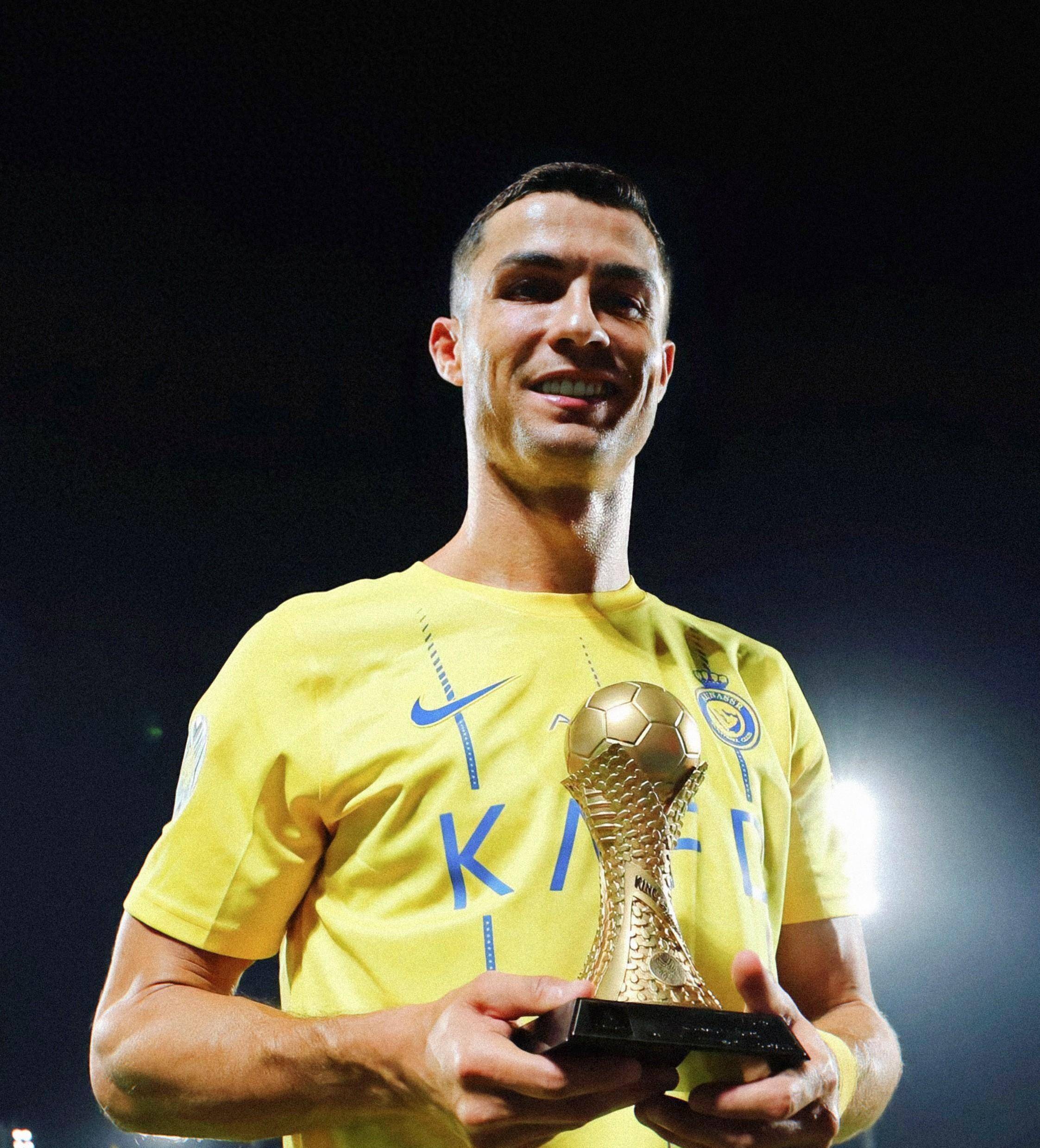 图拉姆：不认为现在踢利物浦我们就占优，每场比赛都是独立的（图拉姆：即便此刻对阵利物浦也谈不上优势，每一场都是全新的较量）